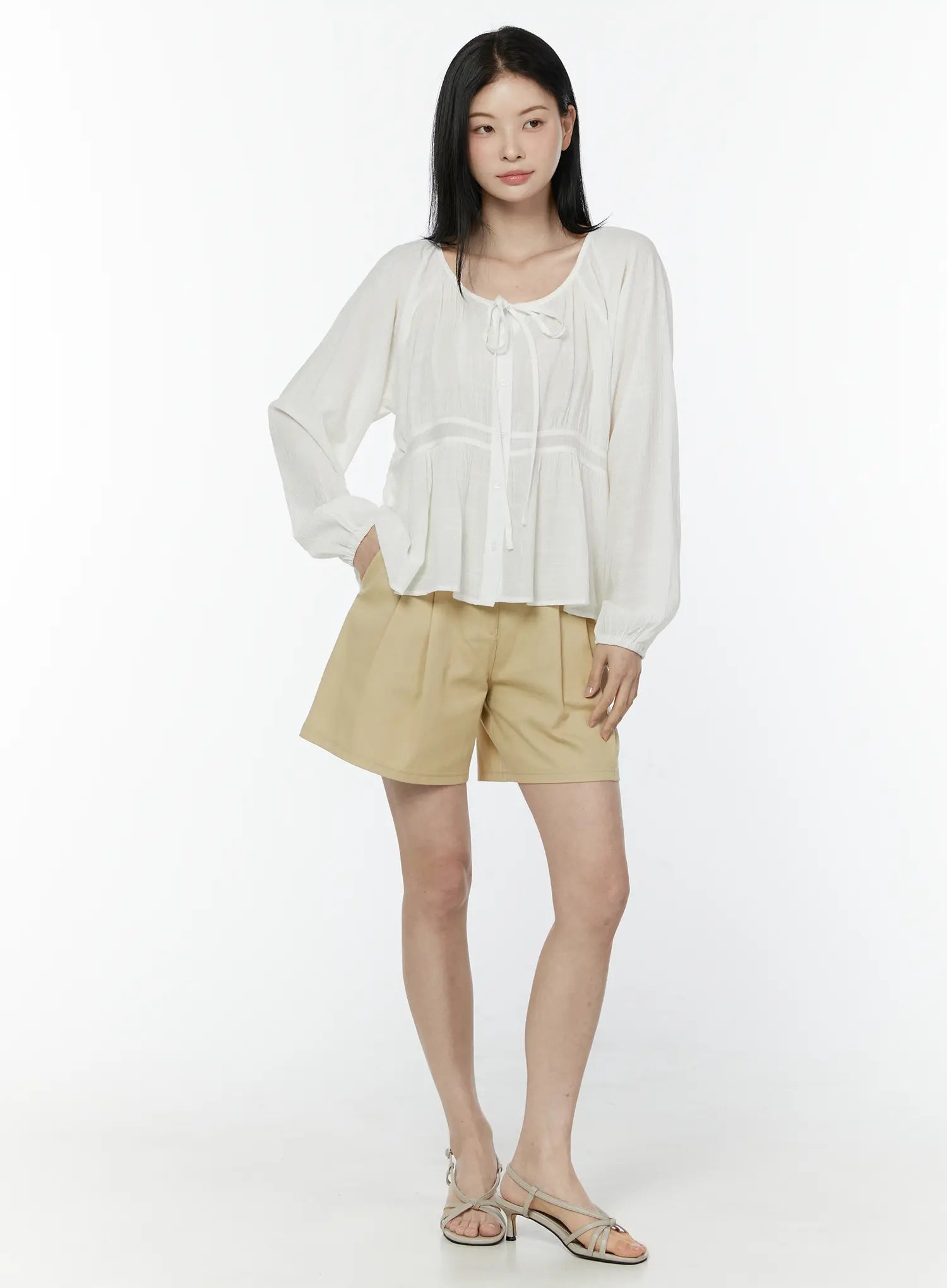 shirred-balloon-sleeve-blouse-iu505