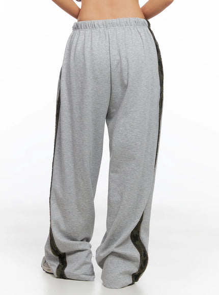 camo-accent-wide-leg-sweatpants-co514