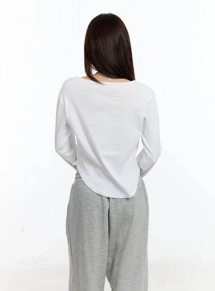 casual-u-neck-long-sleeve-tee-cn525