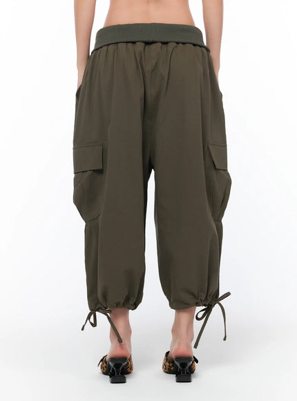 folded-cargo-bermuda-pants-ca515