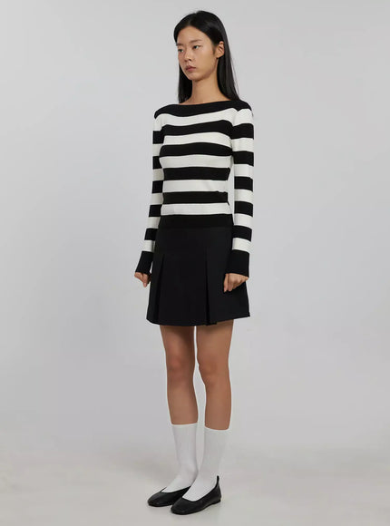 Pintuck Mini Skirt IJ508