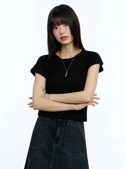 slim-fit-cropped-tee-iu523