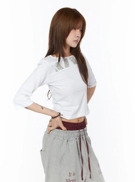 boat-neck-graphic-tee-cy528