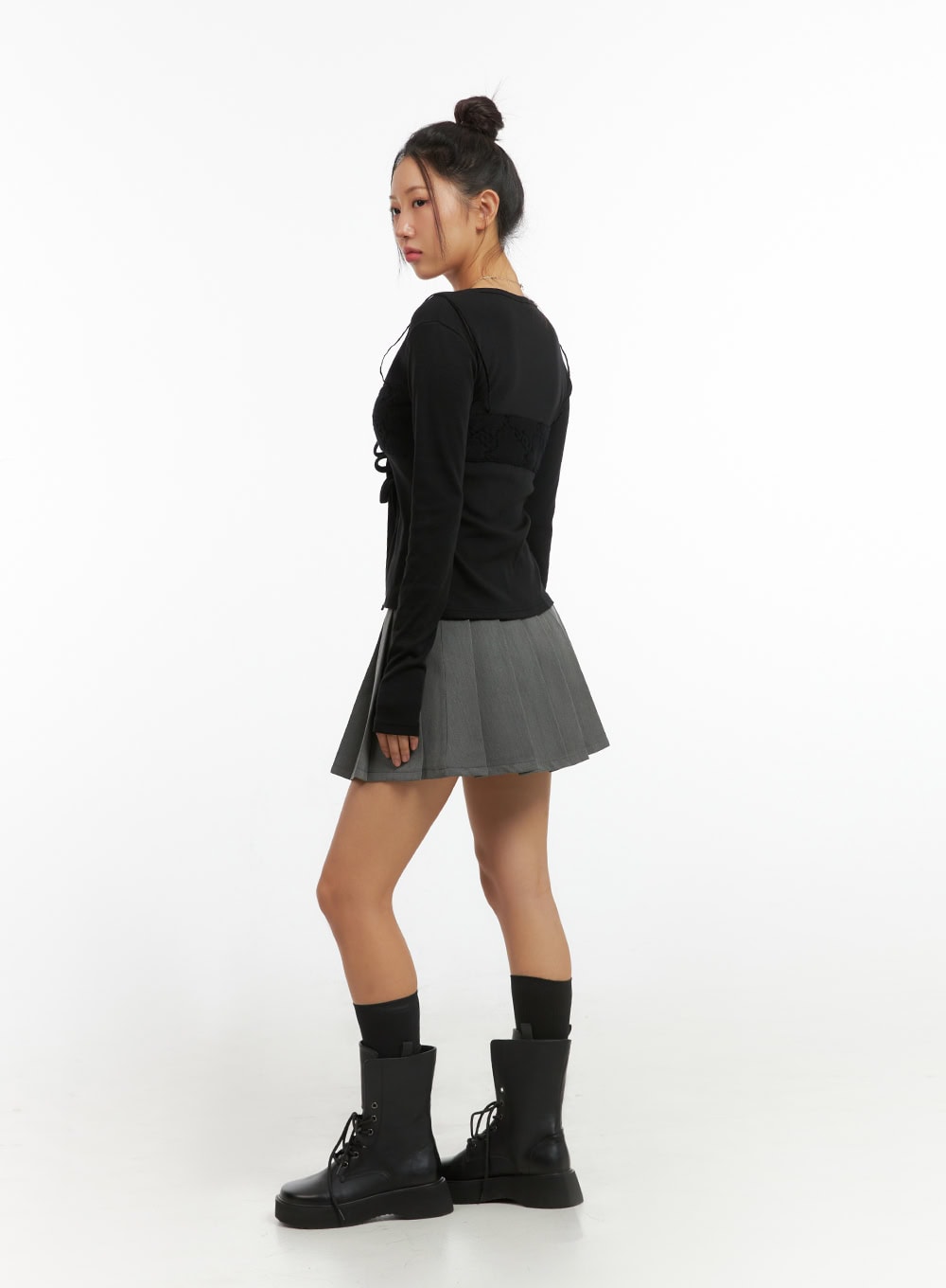 buckle-pleated-mini-skirt-is402