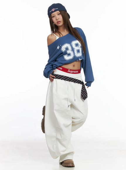 loose-fit-graphic-sweatshirt-cj512