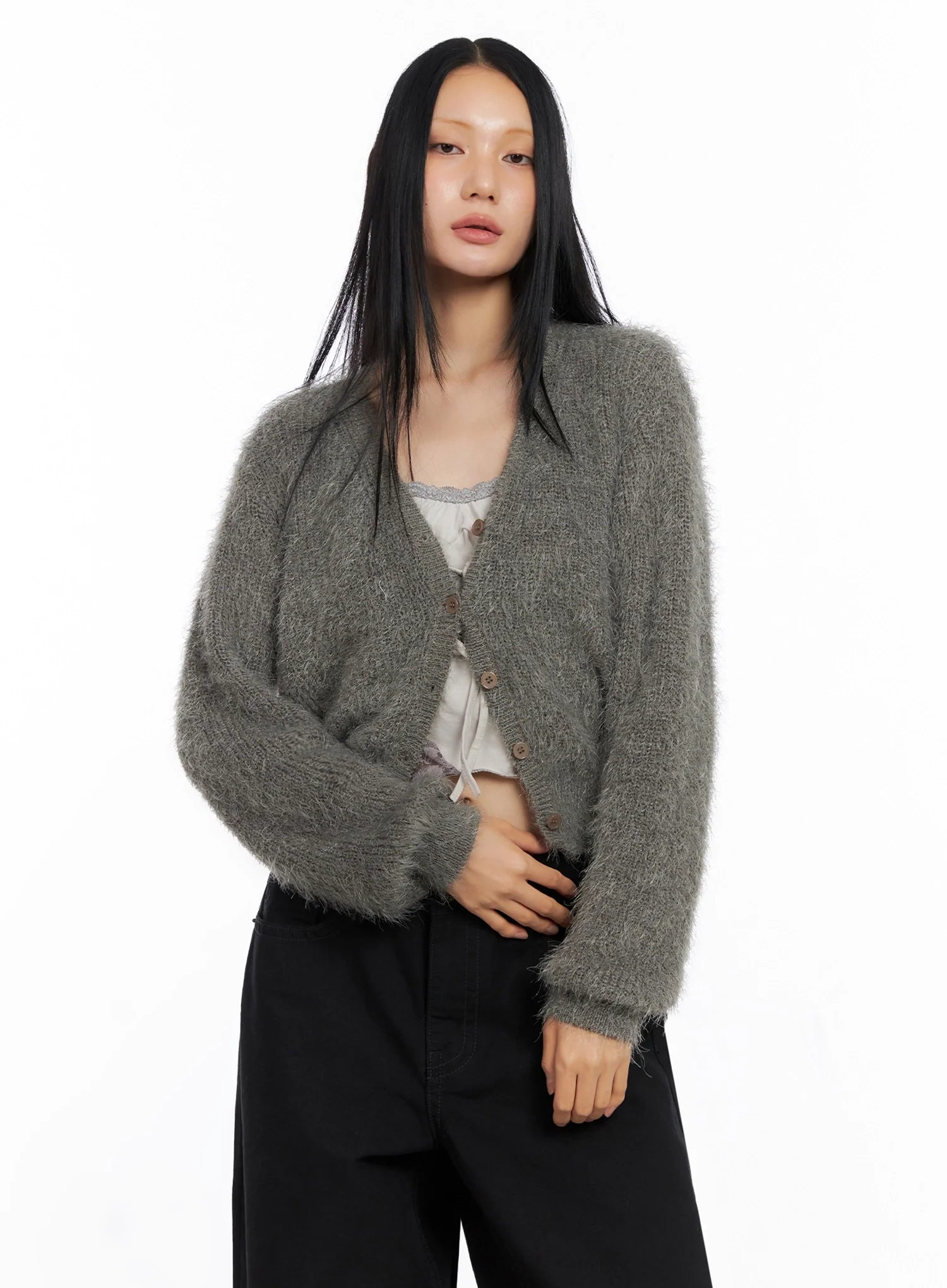 soft-knit-buttoned-cardigan-co517