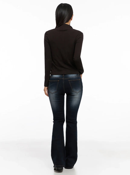 Aliyah Mid-Rise Flared Jeans IG528