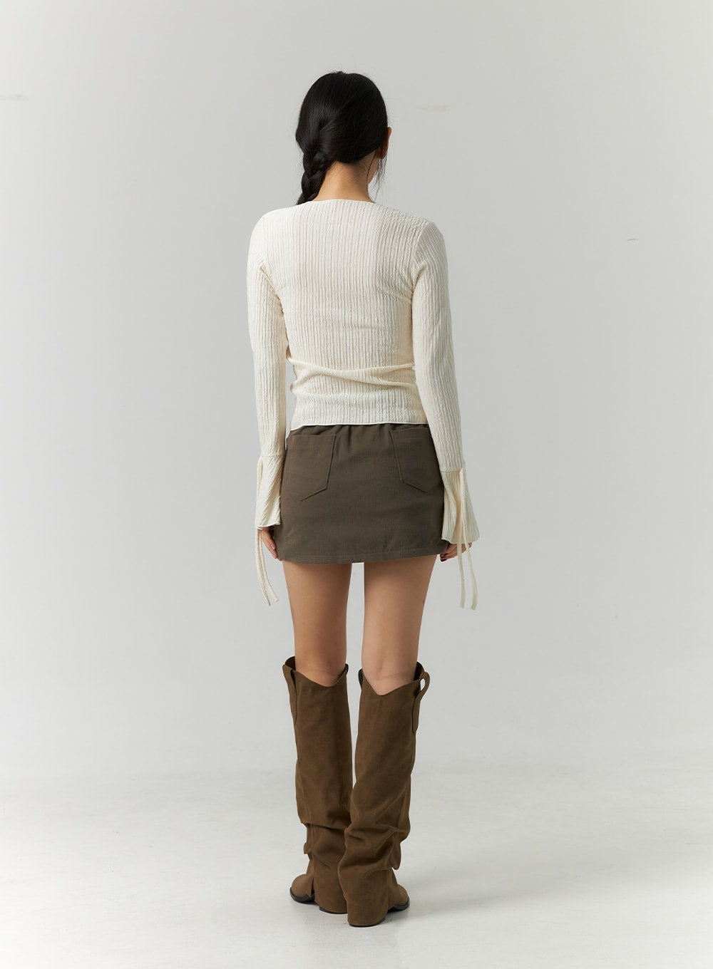 v-neck-open-buttoned-long-sleeve-top-cd307