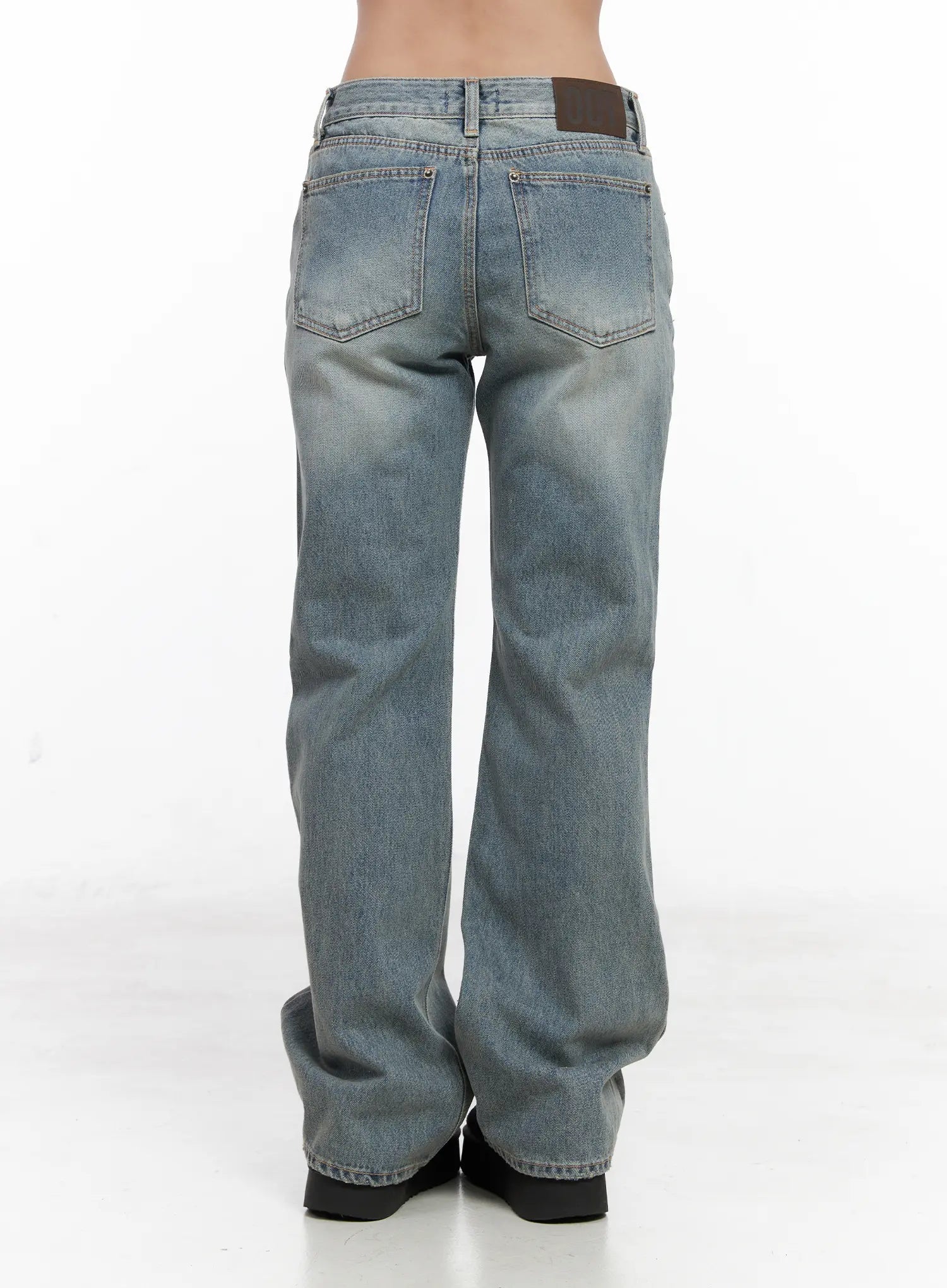 jayda-low-rise-washed-flared-jeans-cn514