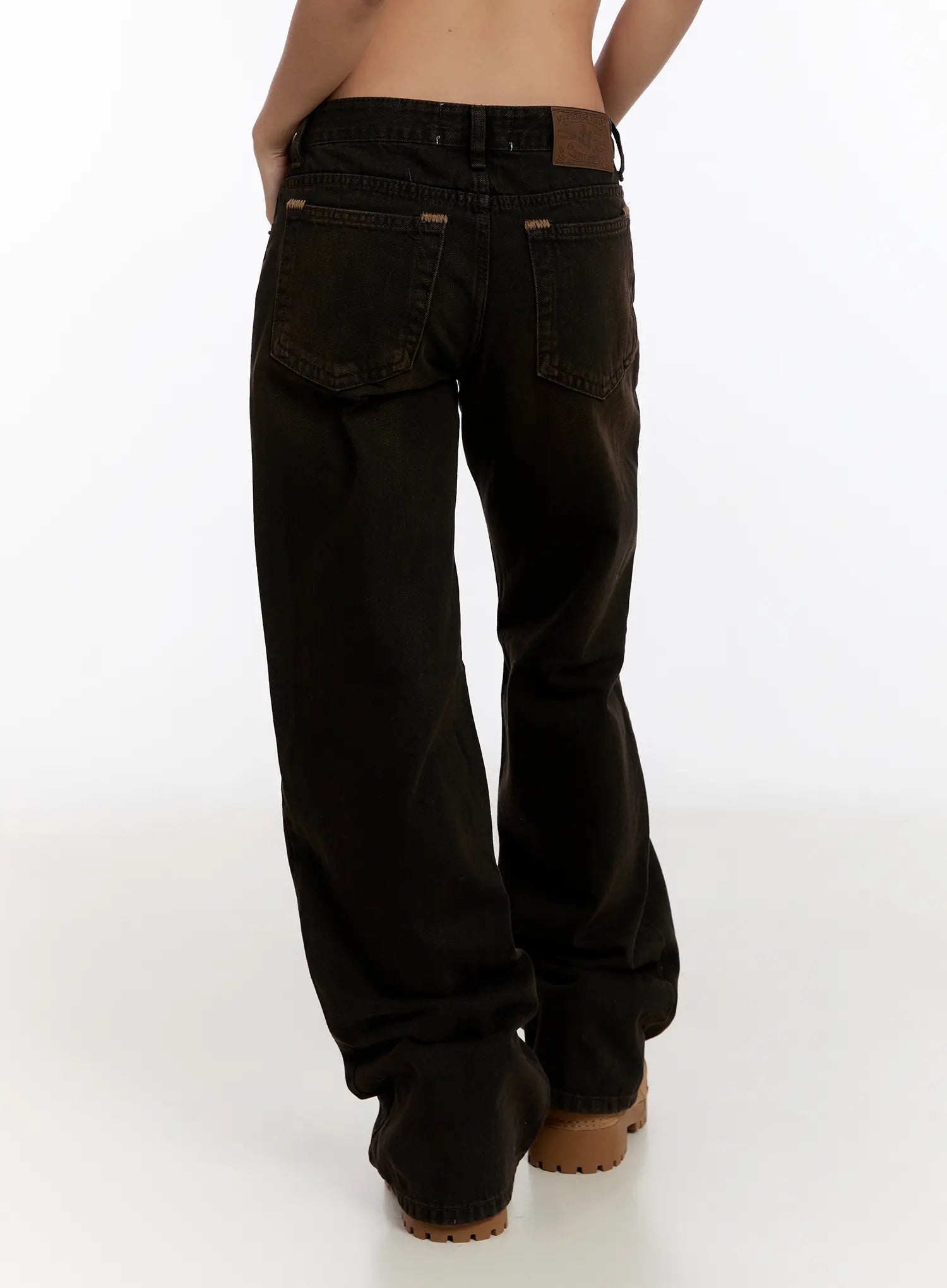 mael-low-rise-straight-jeans-cn527