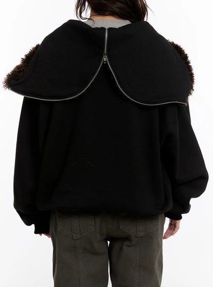 oversized-graphic-faux-fur-zip-hoodie-cn527