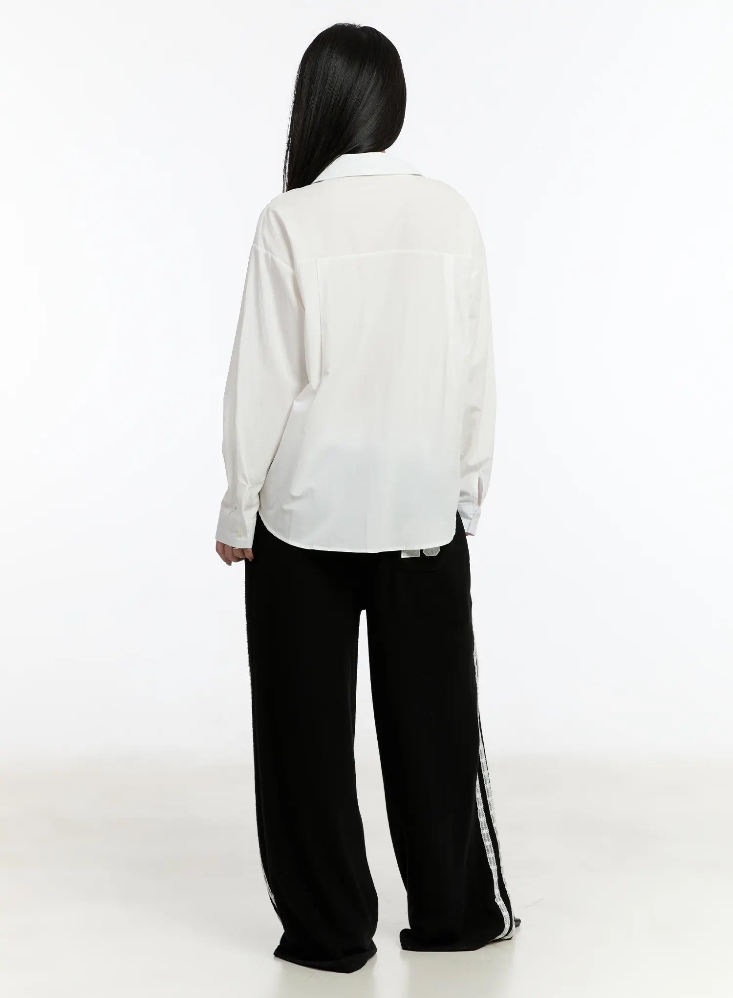 striped-lace-sweatpants-cm511