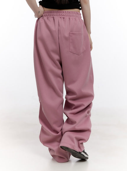 shirred-wide-fit-sweatpants-cf512
