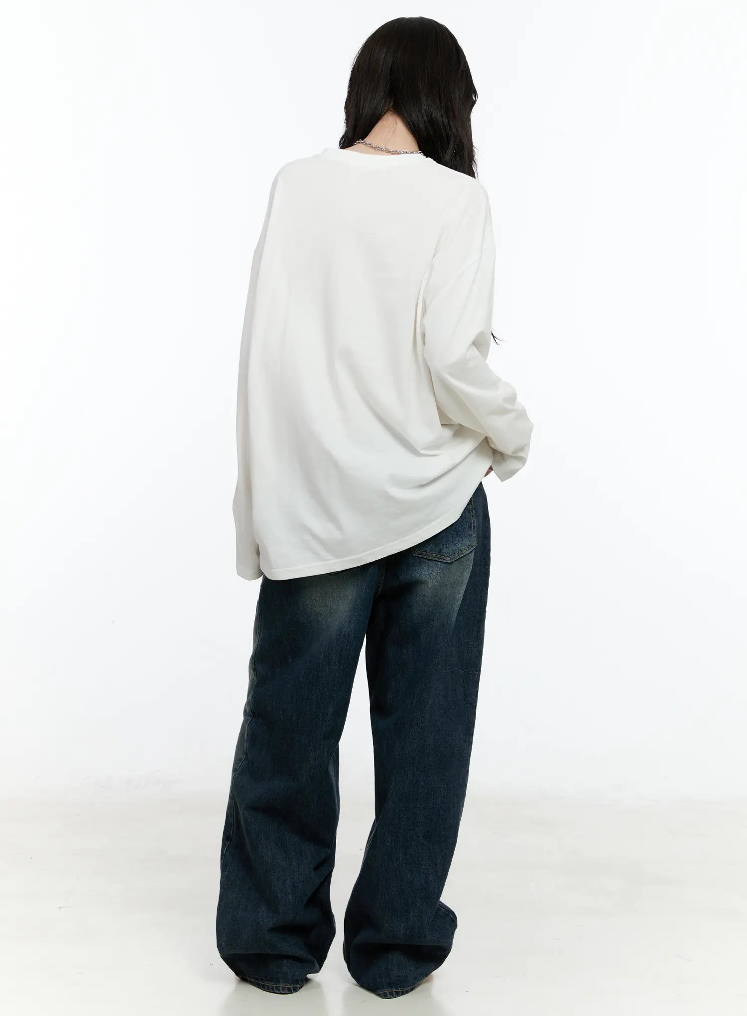 hunter-washed-wide-leg-jeans-cn517