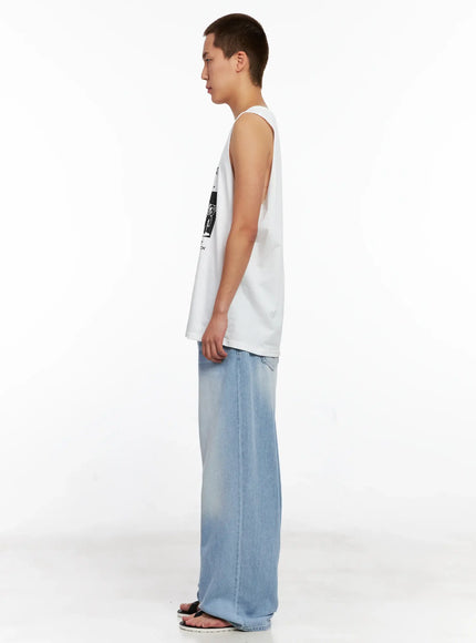 Men's Light-Wash Denim Jeans IG508