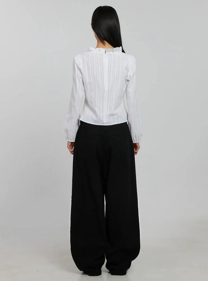 frill-striped-blouse-ij509