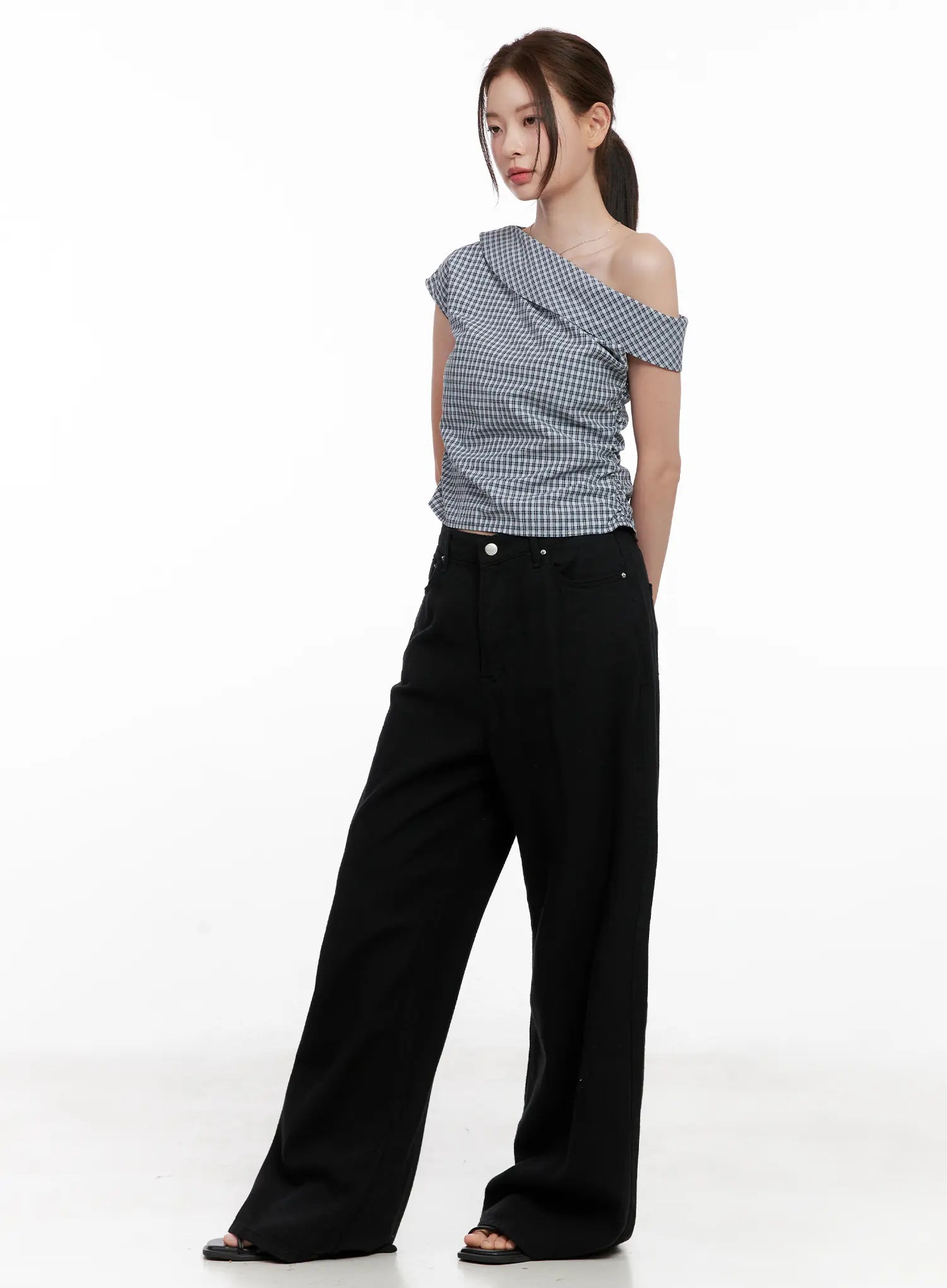 gingham-off-shoulder-crop-top-cl524