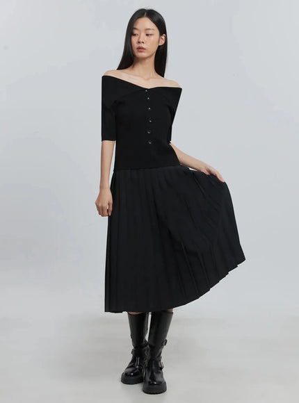 off-shoulder-buttoned-tee-iu512