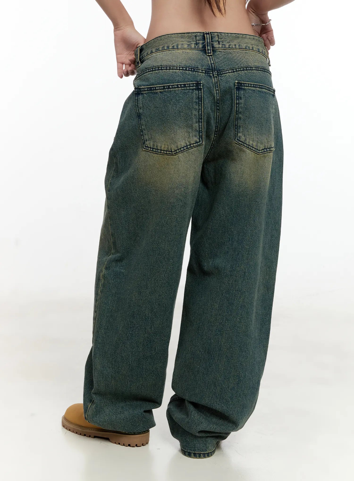 sooyoung-baggy-vintage-wash-jeans-cl531