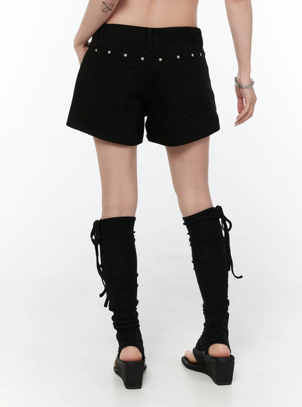 studded-low-rise-shorts-cy514