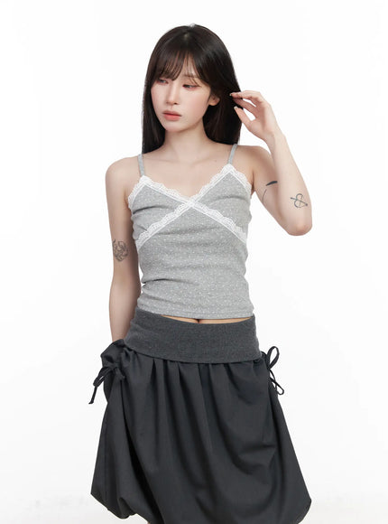 lace-trim-polka-dot-crop-sleeveless-top-cf523