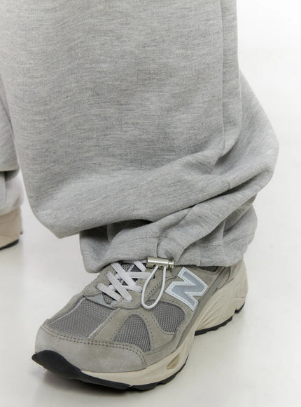 relaxed-fit-pintuck-sweatpants-co521