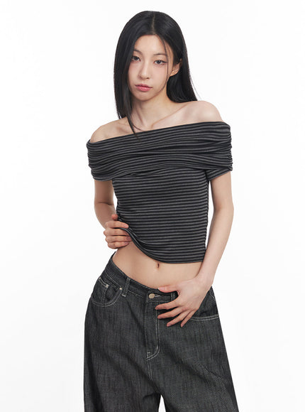 off-shoulder-striped-tee-iy516
