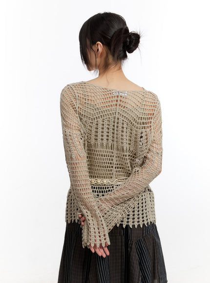 Mesh Knit Sweater with Belt and Tank Top CA508