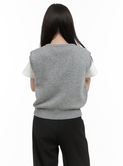 cable-knit-sleeveless-v-neck-vest-og416