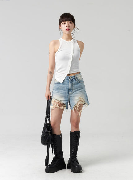 light-ripped-denim-shorts-cl318
