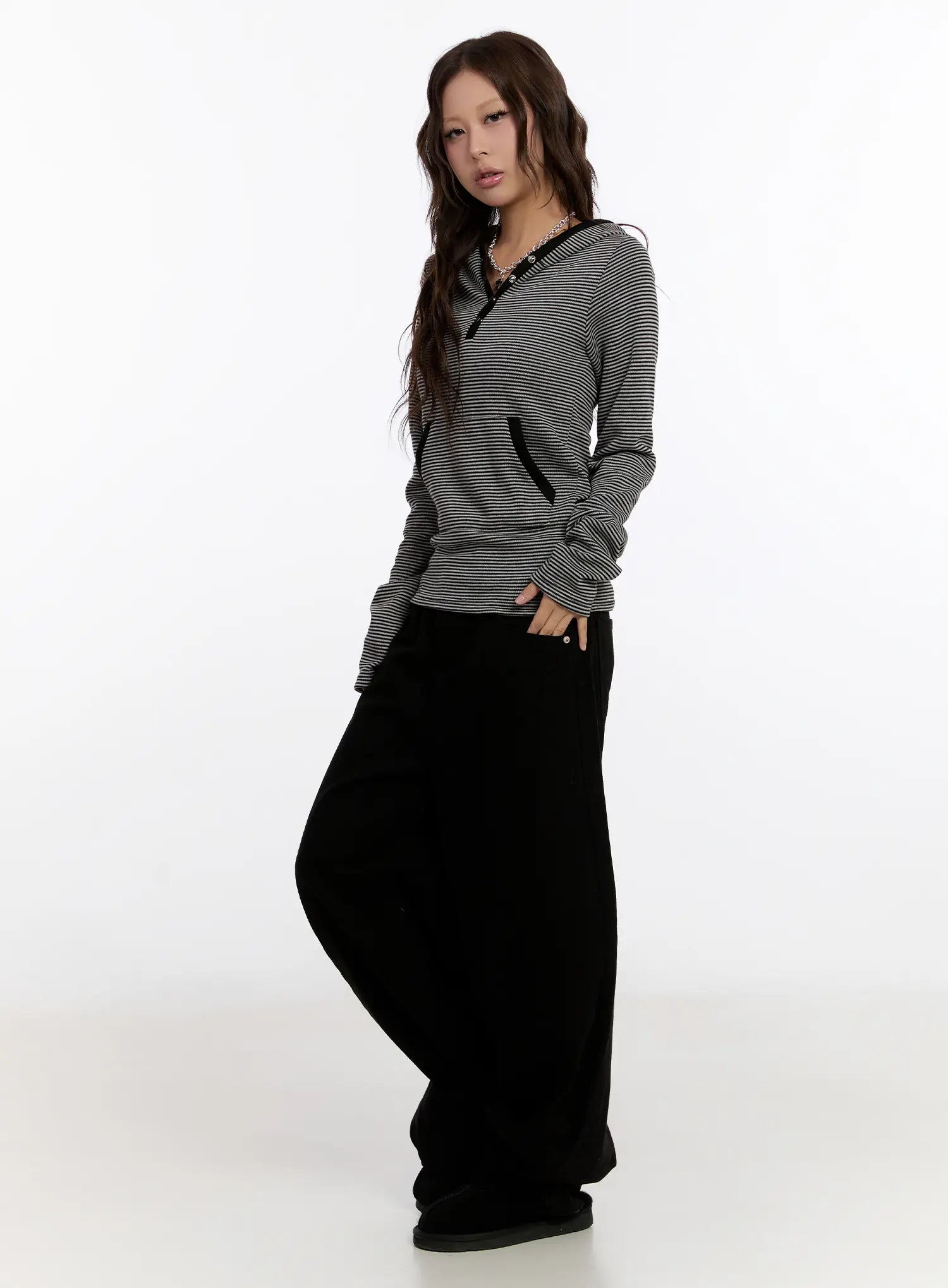 striped-button-slim-hoodie-cn527