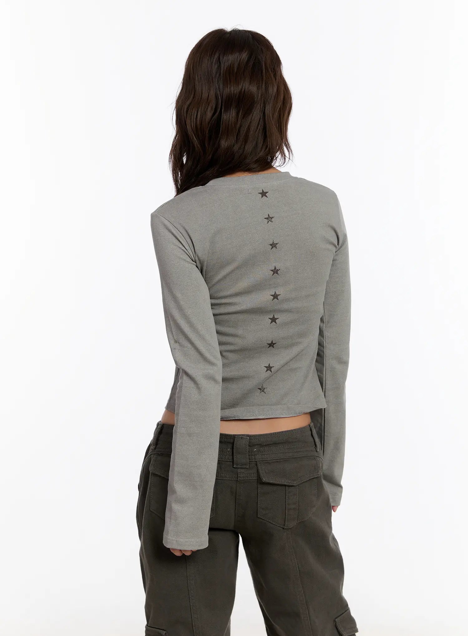 graphic-slim-fit-long-sleeve-top-cn527