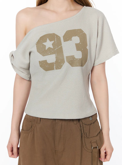 off-shoulder-graphic-waffle-tee-cy506