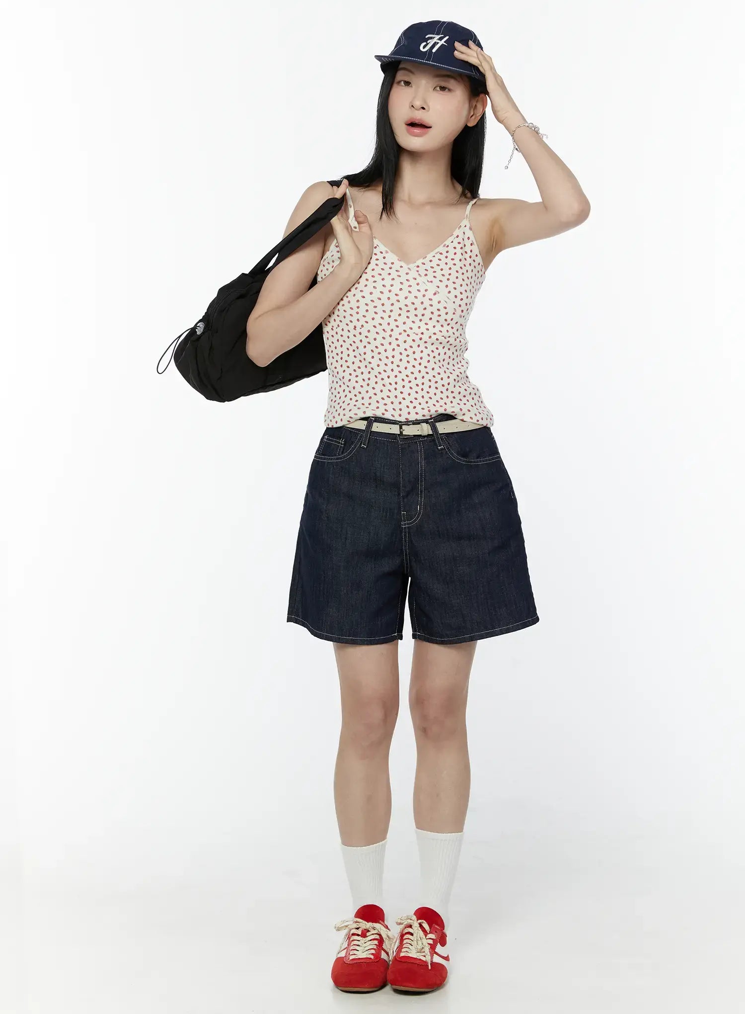 polka-dot-sleeveless-top-iu505