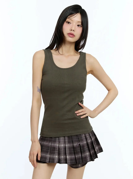 basic-slim-fit-tank-top-iu524