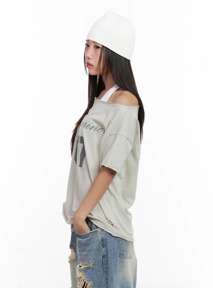 casual-off-shoulder-graphic-tee-cl518