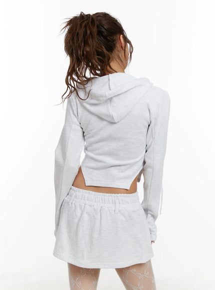 cut-out-cropped-zip-up-hoodie-cd515