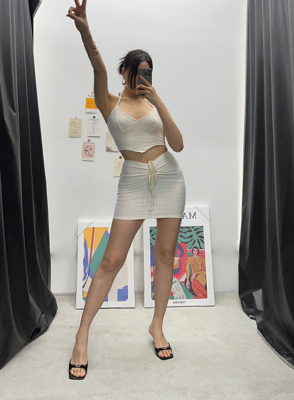 top-and-mini-skirt-set-iu322