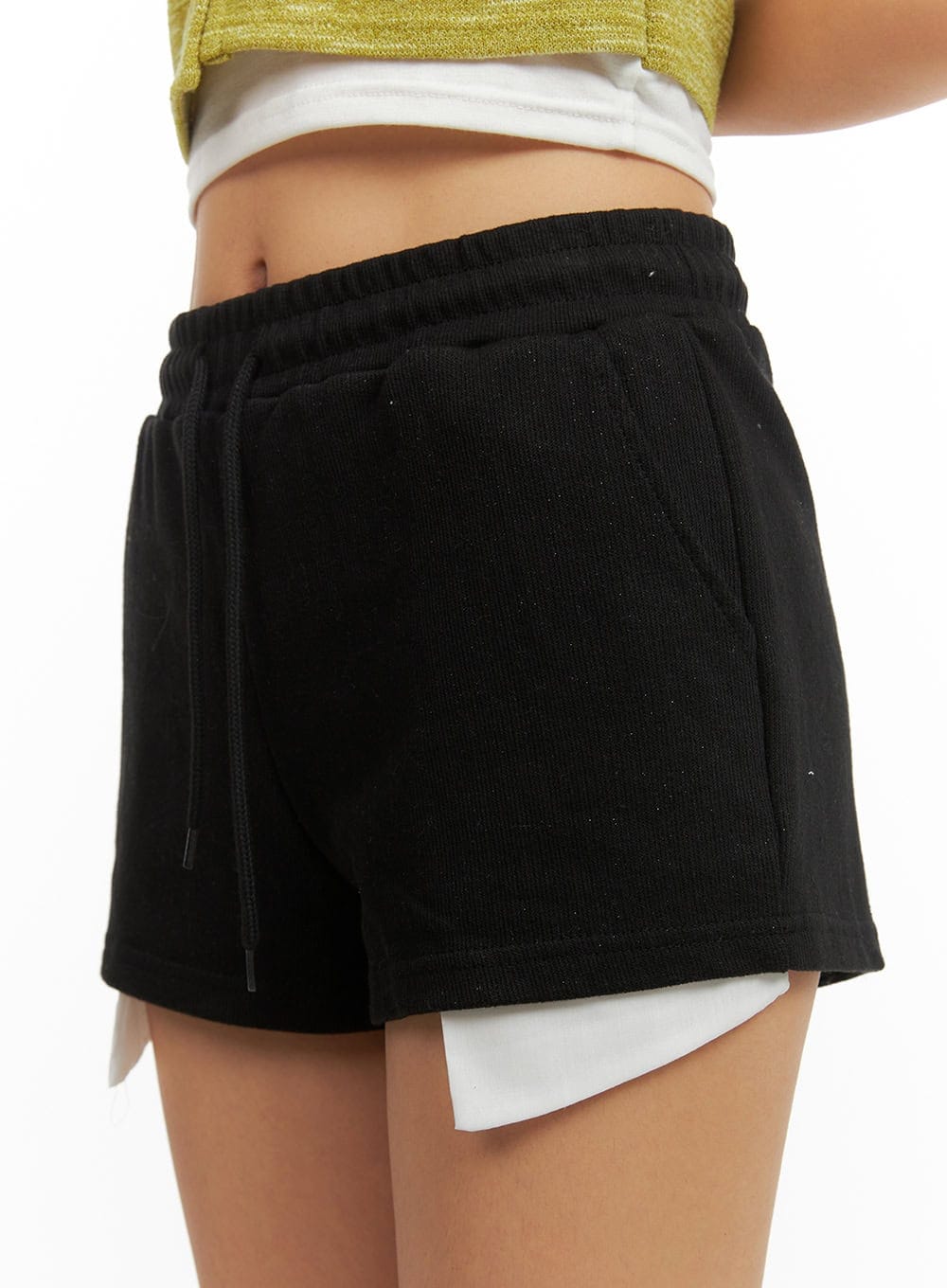 out-pocketed-shorts-cy423