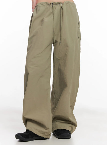 nylon-cargo-relaxed-fit-pants-ic503