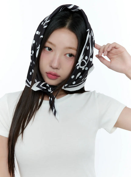 polka-dot-graphic-scarf-cu527