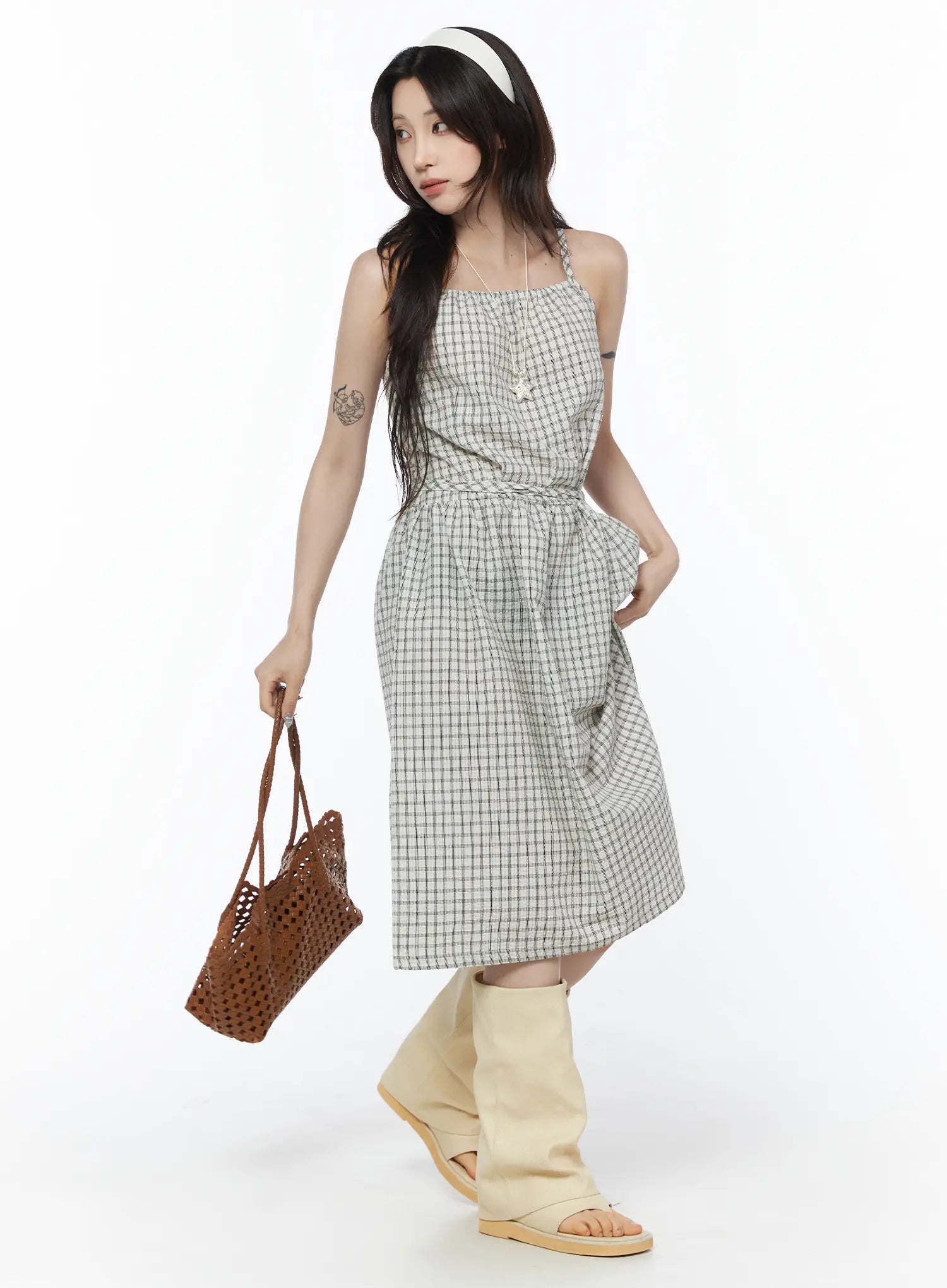 ruched-henley-tiered-mini-dress-cu504