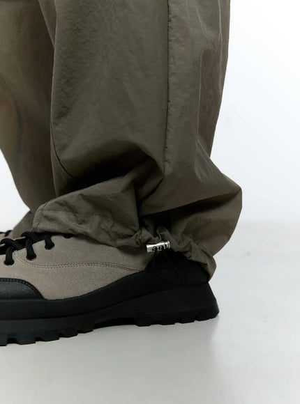 mens-95-parachute-pants-ig519