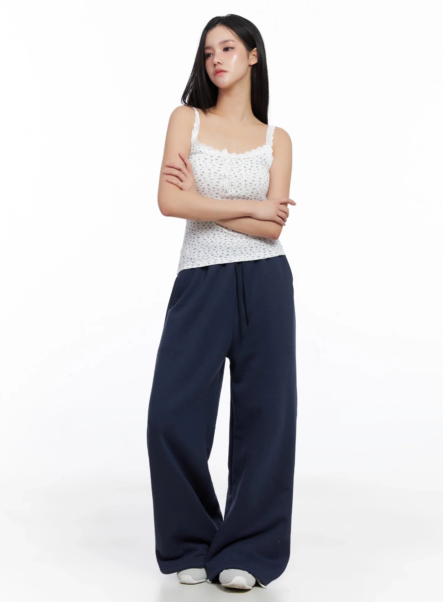 graphic-wide-leg-sweatpants-is525