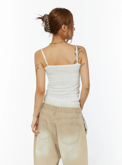 lace-trim-v-neck-camisole-cy521