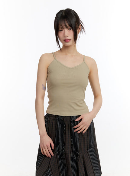 Mesh Knit Sweater with Belt and Tank Top CA508