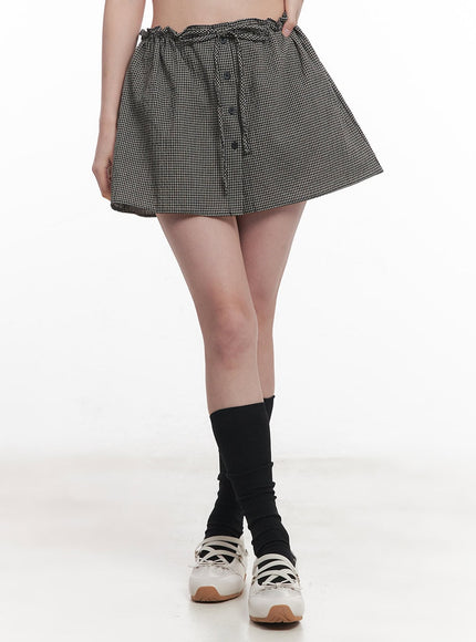 checkered-ribbon-button-mini-skirt-iy513