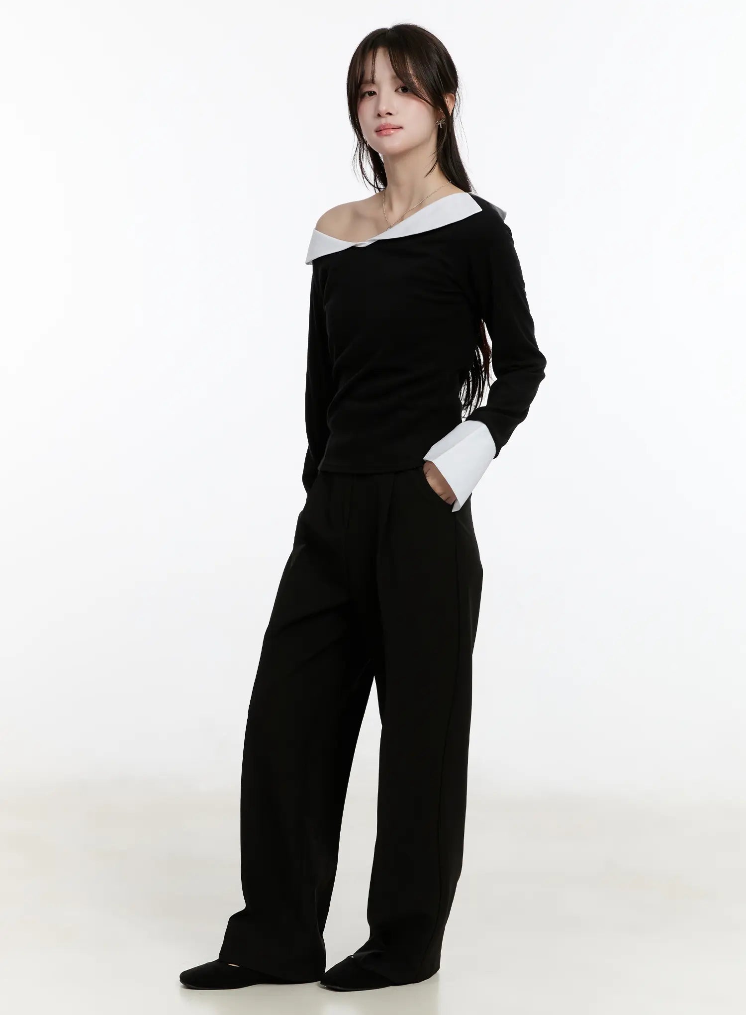 off-shoulder-contrast-long-sleeve-top-cm510