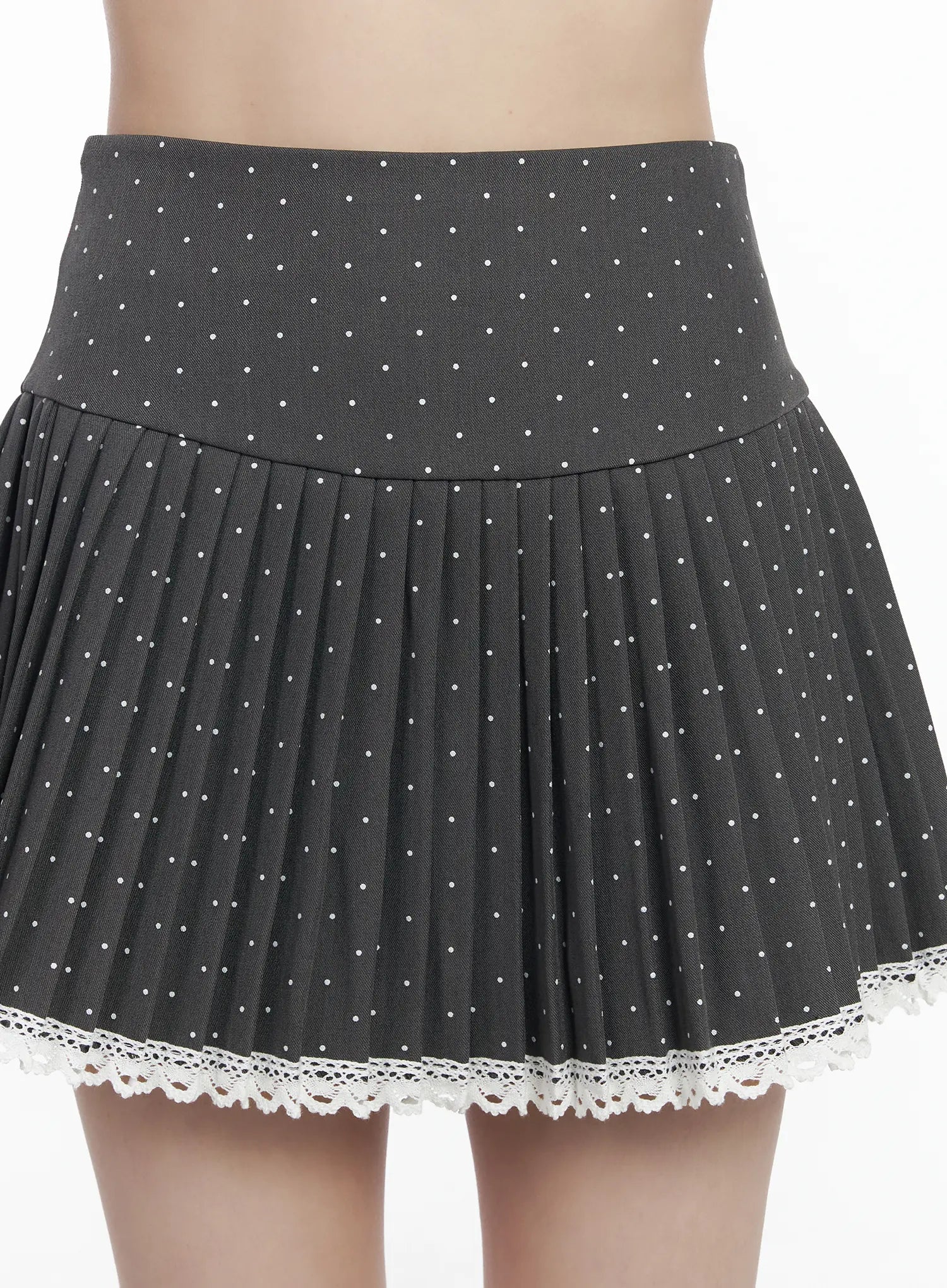 lace-trim-polka-dot-pleated-mini-skirt-cm525