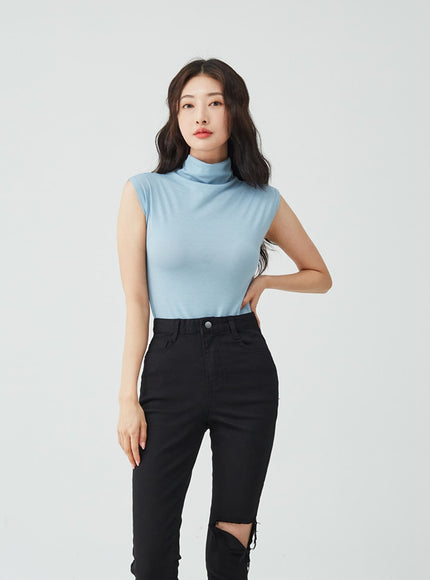 Half Neck Sleeveless T-Shirt IU26